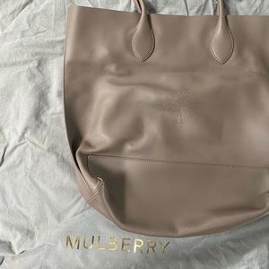 Mulberry leather shopper tote.